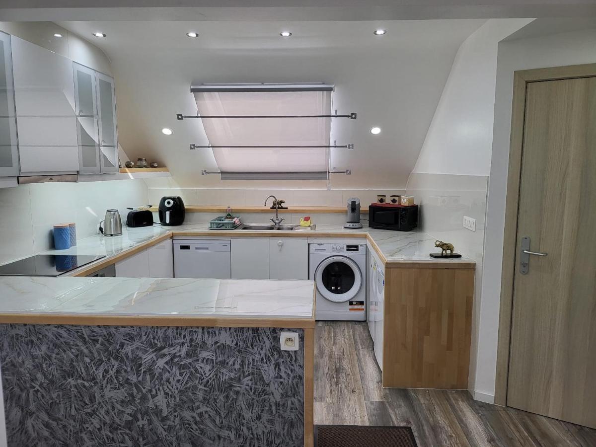 Duplex Elegant Situe A 1Min De La Gare Du Nord Apartman Brüsszel Kültér fotó