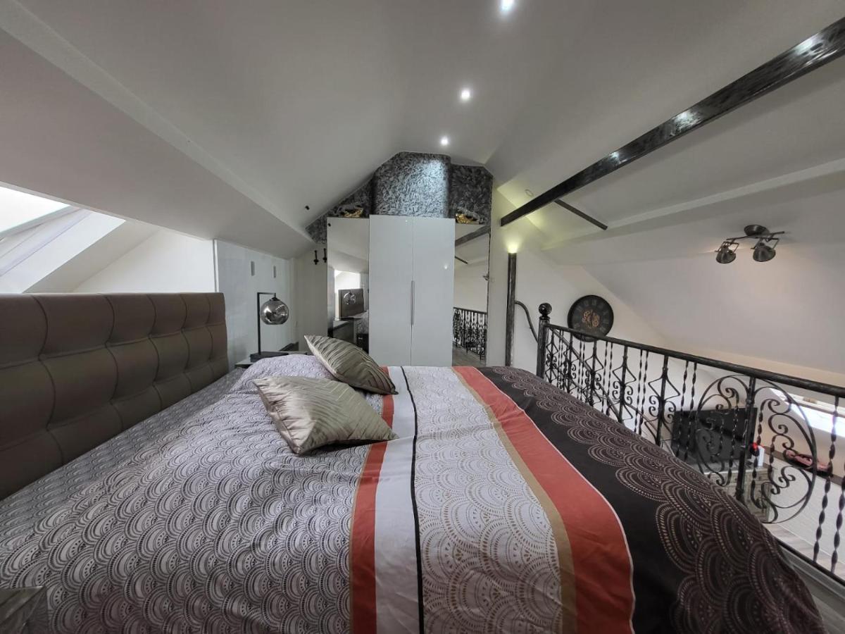 Duplex Elegant Situe A 1Min De La Gare Du Nord Apartman Brüsszel Kültér fotó