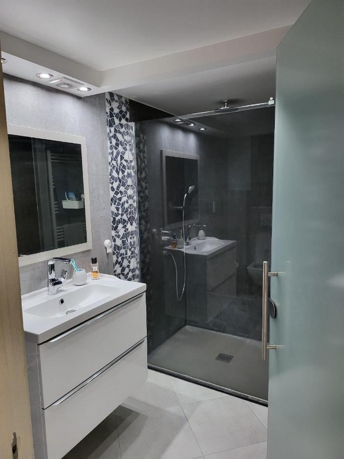 Duplex Elegant Situe A 1Min De La Gare Du Nord Apartman Brüsszel Kültér fotó