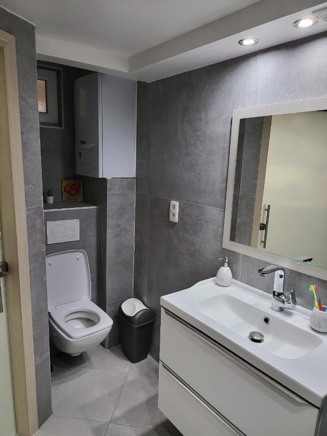 Duplex Elegant Situe A 1Min De La Gare Du Nord Apartman Brüsszel Kültér fotó
