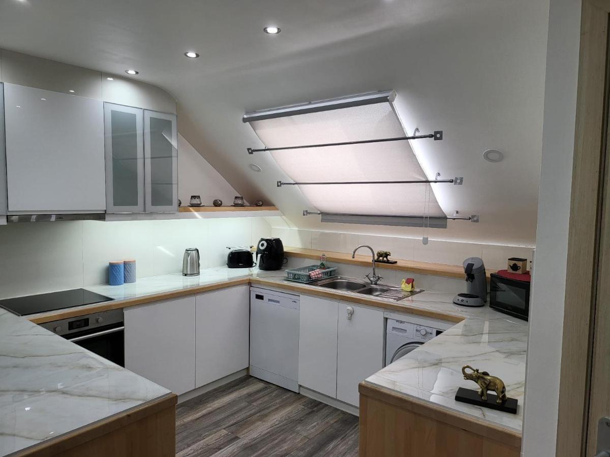 Duplex Elegant Situe A 1Min De La Gare Du Nord Apartman Brüsszel Kültér fotó